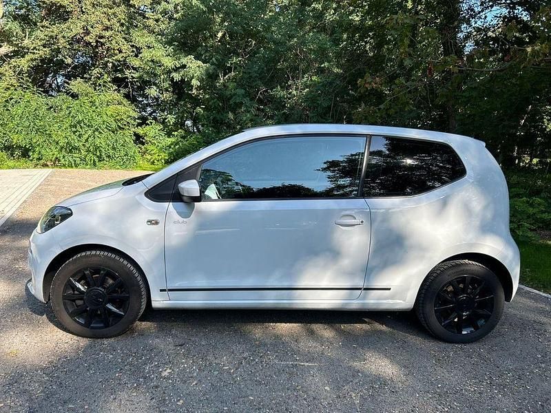 Gebraucht VW up! CLUB 75 PS (55 kW) 2015 Weiß Kleinwagen