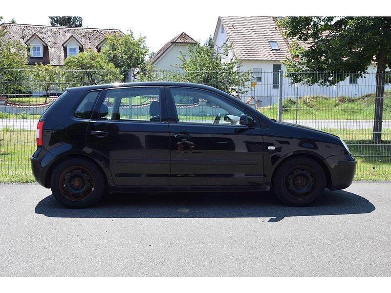 Gebraucht VW Polo Comfortline 64 PS (47 kW) 2002 Schwarz Kleinwagen