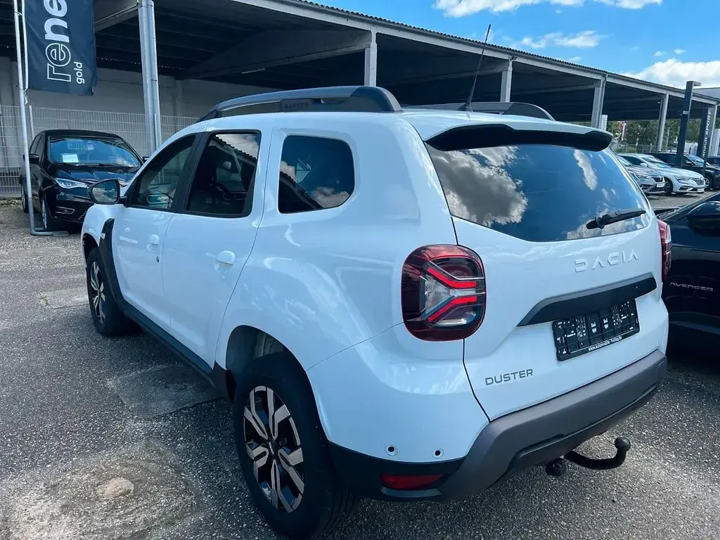 Gebraucht Dacia Duster Journey 131 PS (96 kW) 2023 Weiß SUV