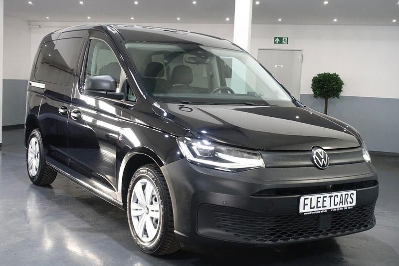 Gebraucht VW Caddy 102 PS (75 kW) 2022 Schwarz Van / Kleinbus