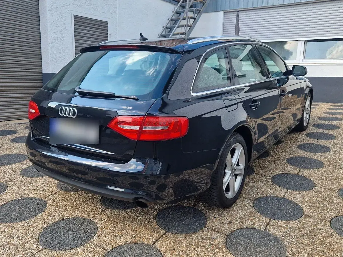 Gebraucht Audi A4 Ambition 170 PS (125 kW) 2013 Schwarz Kombi