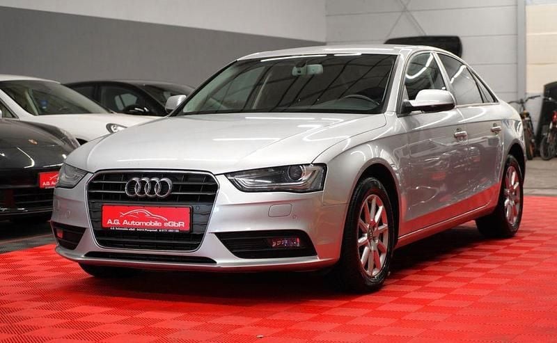 Gebraucht Audi A4 Attraction 224 PS (164 kW) 2014 Silber Limousine