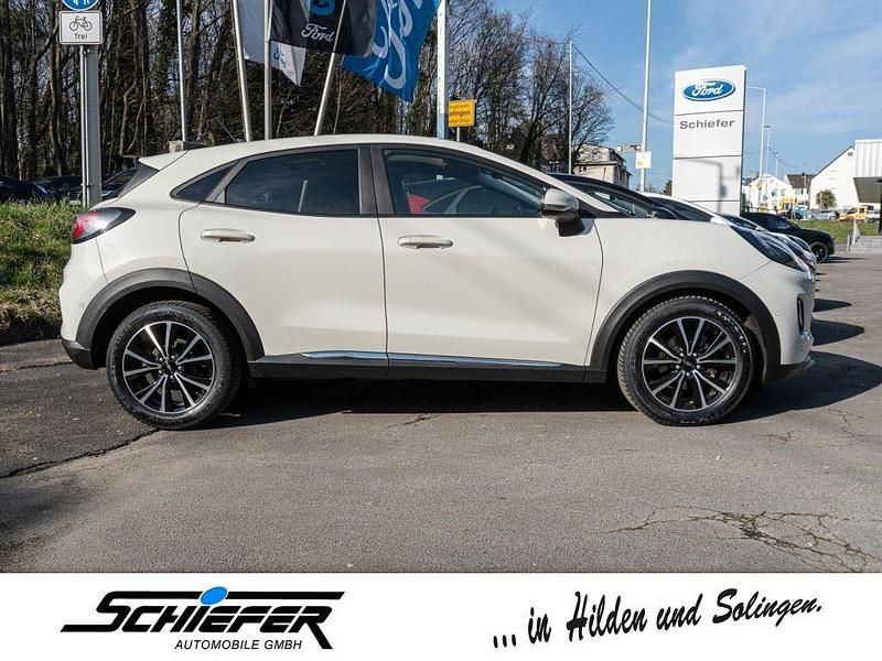 Gebraucht Ford Puma Titanium 125 PS (91 kW) 2020 Weiß SUV