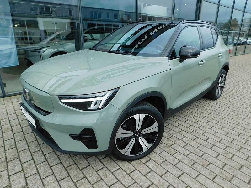 Sagegreen Gebraucht 2022 Volvo XC40 Single Motor SUV | 31.900 € (Etwas zu teuer) - Bild 1/4