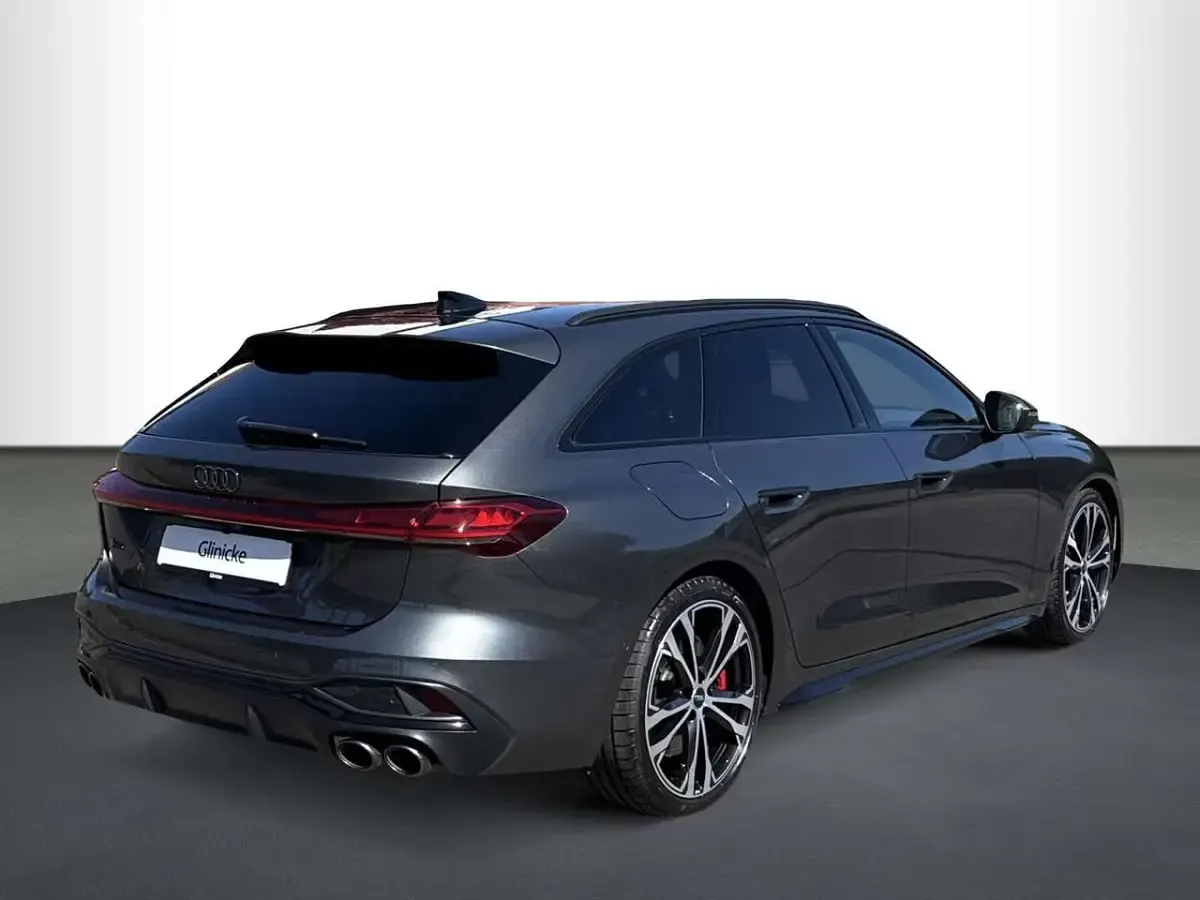 Gebraucht Audi S5 Sport 367 PS (269 kW) 2025 Grau Kombi