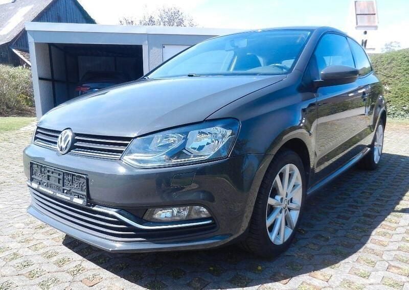 Grau Gebraucht 2017 VW Polo Highline Kleinwagen | 9.600 € (Fairer Preis) - Bild 1/4