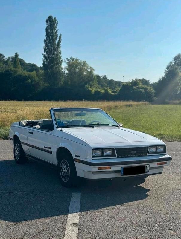 Gebraucht Chevrolet Cavalier 136 PS (100 kW) 1987 Weiß Limousine