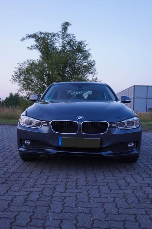 Gebraucht 2014 BMW 320 Limousine | 10.200 € (Guter Preis) - Bild 1/4