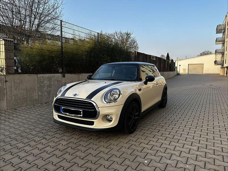 Usata Mini Cooper D 116 CV (85 kW) 2016 Beige Utilitaria