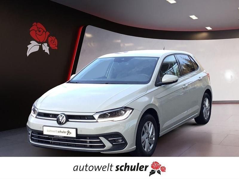 Ascotgrau Gebraucht 2023 VW Polo Style Limousine | 20.849 € (Fairer Preis) - Bild 1/4