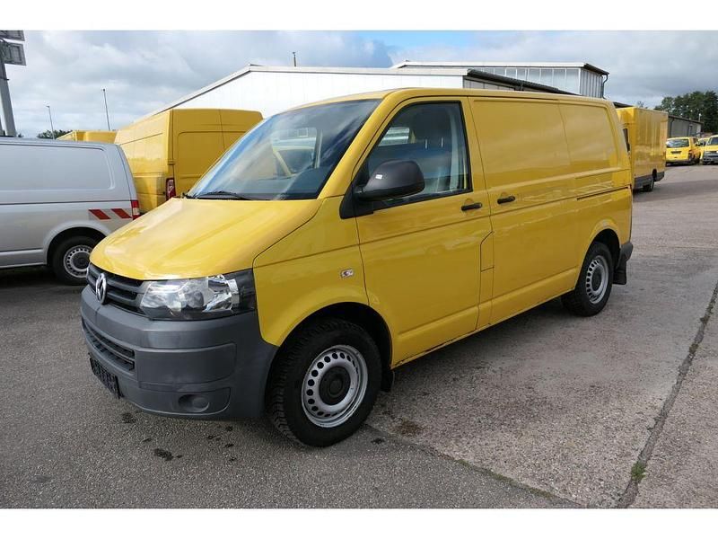 Gebraucht VW T5 84 PS (61 kW) 2012 Ginstergelb r1032 Van
