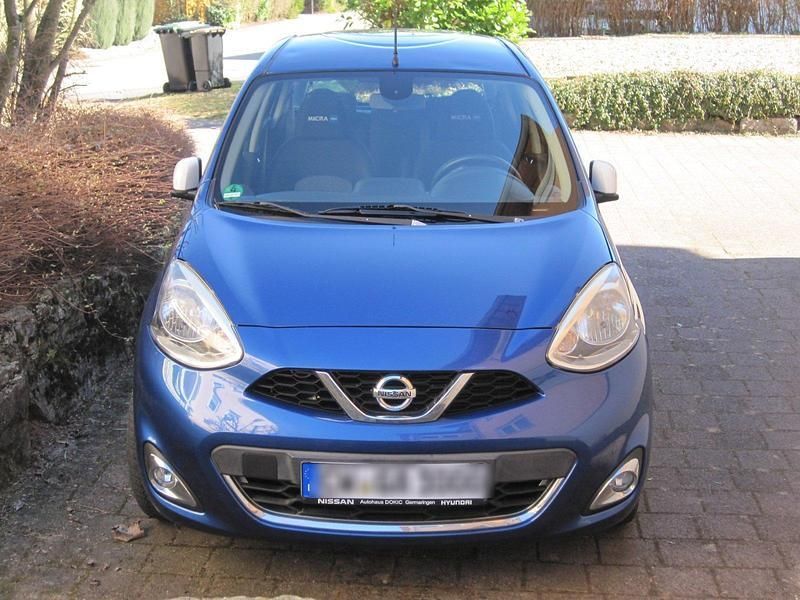 Blau Gebraucht 2016 Nissan Micra Kleinwagen | 7.600 € (Etwas zu teuer) - Bild 1/4