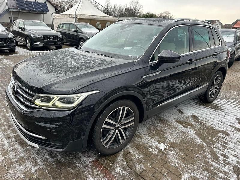 Gebraucht VW Tiguan Elegance 150 PS (110 kW) 2021 Deep black perleffekt SUV