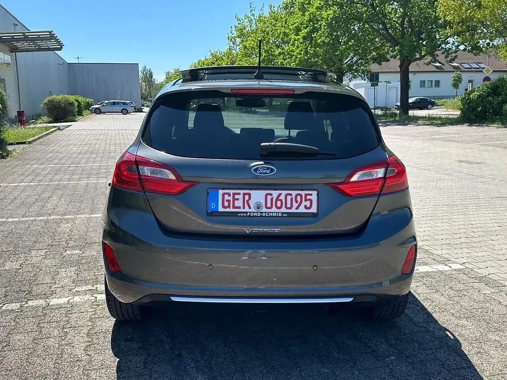 Usata Ford Fiesta Vignale 101 CV (74 kW) 2018 Grigio Utilitaria