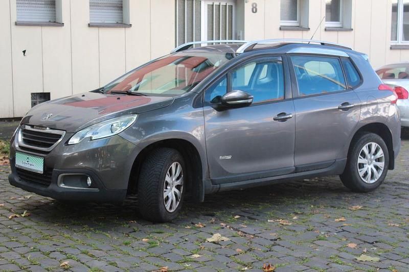 Grau Gebraucht 2014 Peugeot 2008 Business-Line SUV | 4.290 € (Fairer Preis) - Bild 1/4