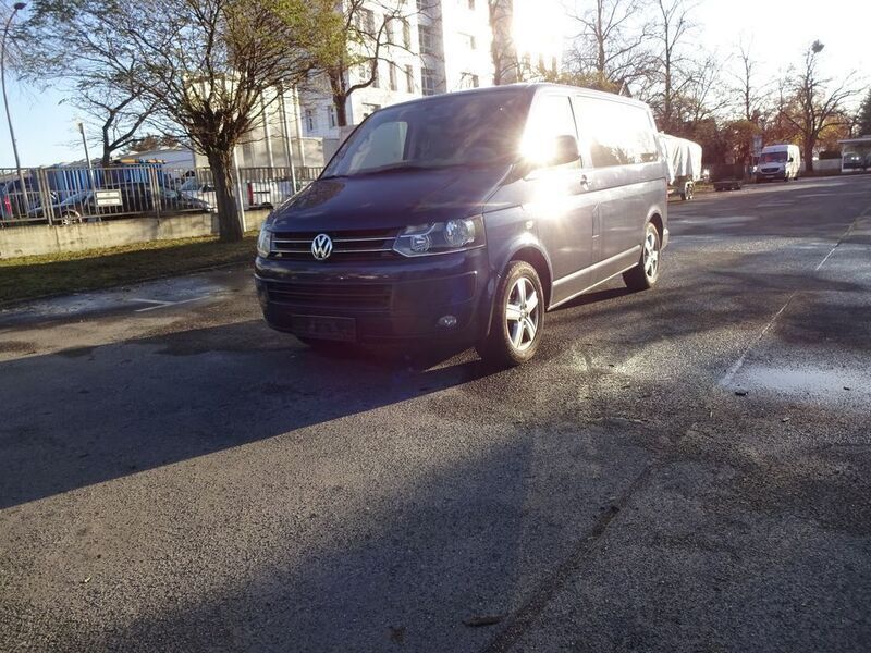 Blau Gebraucht 2012 VW T5 Comfortline Van | 12.500 € (Guter Preis) - Bild 1/4