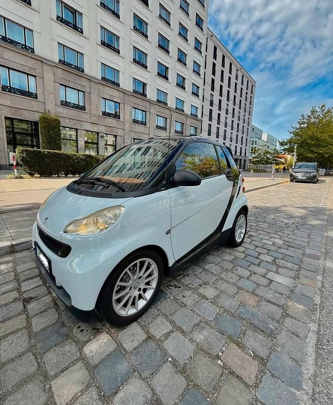 Weiß Gebraucht 2008 Smart ForTwo Cabrio Cabrio | 4.300 € (Etwas zu teuer) - Bild 1/4