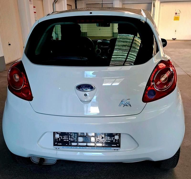 Gebraucht Ford Ka 70 PS (51 kW) 2009 Weiß Kleinwagen