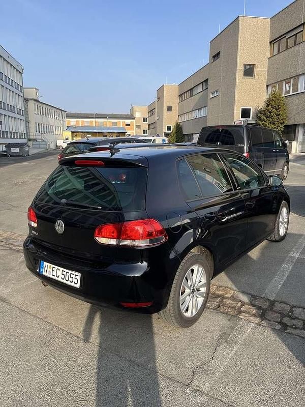 Gebraucht VW Golf VII Style 105 PS (77 kW) 2012 Limousine