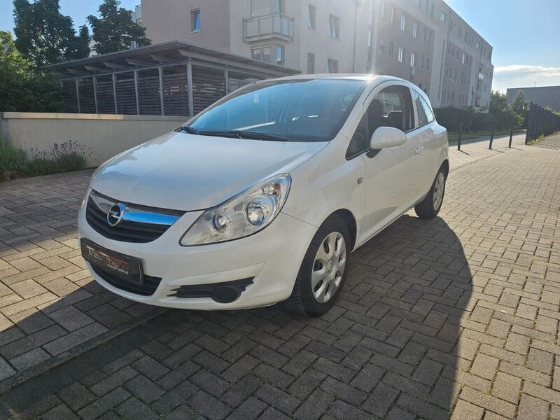 Weiß Gebraucht 2008 Opel Corsa Edition Kleinwagen | 3.300 € (Teuer) - Bild 1/4