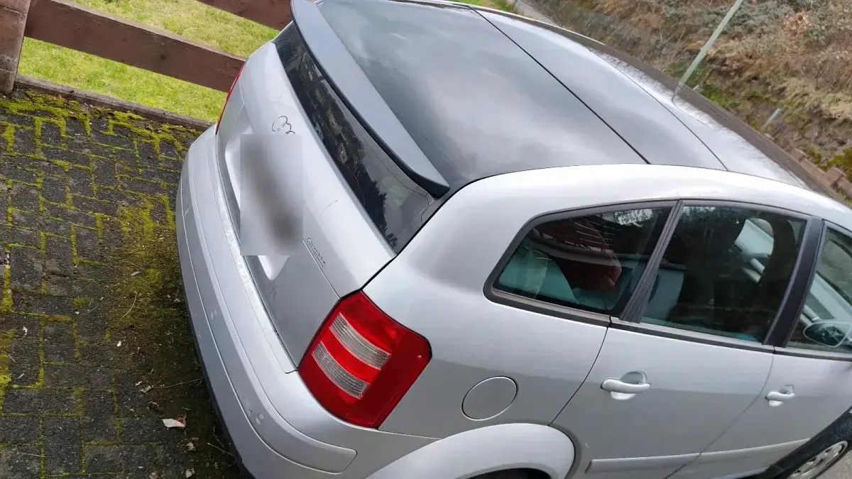 Usata Audi A2 75 CV (55 kW) 2005 Argento Utilitaria