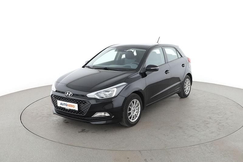 Schwarz Gebraucht 2018 Hyundai i20 Classic Limousine | 8.790 € (Fairer Preis) - Bild 1/3