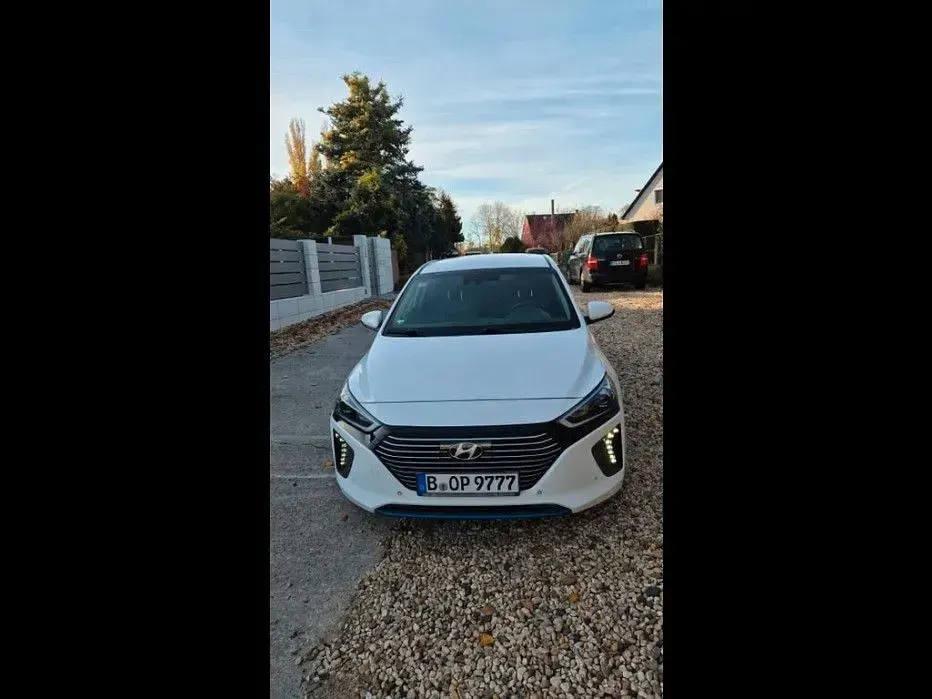 Gebraucht Hyundai Ioniq Premium 141 PS (103 kW) 2016 Kleinwagen