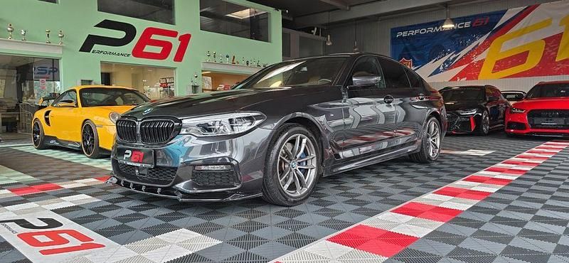 Grau Gebraucht 2019 BMW 530 Performance Limousine | 37.999 € (Teuer) - Bild 1/4