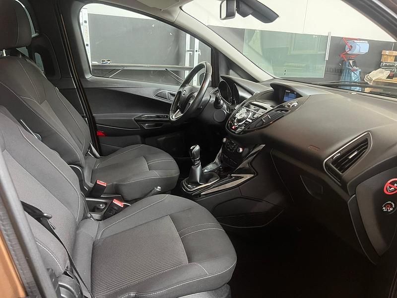 Gebraucht Ford B-MAX 120 PS (88 kW) 2012 Braun Van / Kleinbus