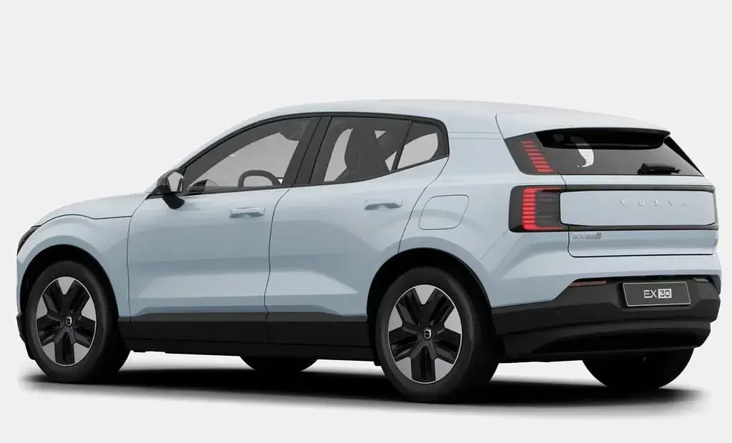 Neu Volvo EX30 Core 200 kW (272 PS) 2026 Schwarz SUV