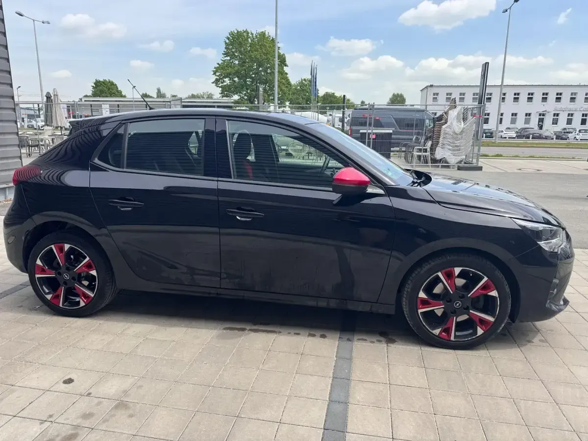 Gebraucht Opel Corsa 101 PS (74 kW) 2021 Schwarz Kleinwagen