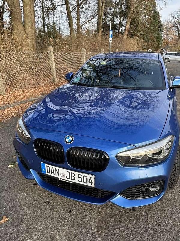 Blau Gebraucht 2019 BMW 116 M Sport Kleinwagen | 13.000 € (Guter Preis) - Bild 1/4
