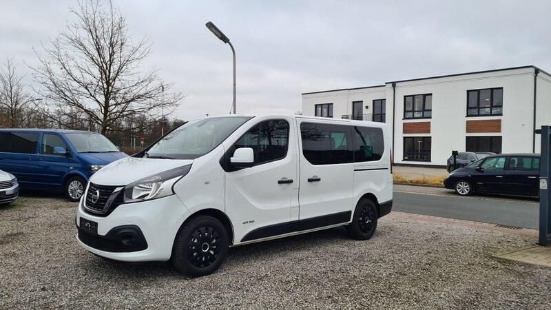 Weiß Gebraucht 2018 Nissan NV300 Premium Edition Van | 15.800 € (Guter Preis) - Bild 1/4