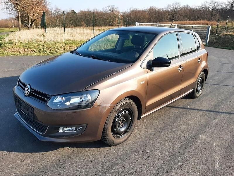 Gebraucht VW Polo Match 86 PS (63 kW) 2013 Braun Kleinwagen