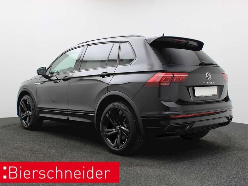 Gebraucht VW Tiguan Style 200 PS (147 kW) 2024 Schwarz SUV