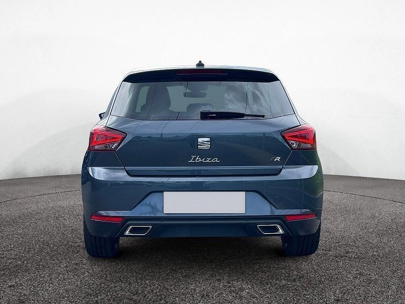 Grau Gebraucht 2024 Seat Ibiza FR Kleinwagen | 22.049 € (Fairer Preis) - Bild 1/4