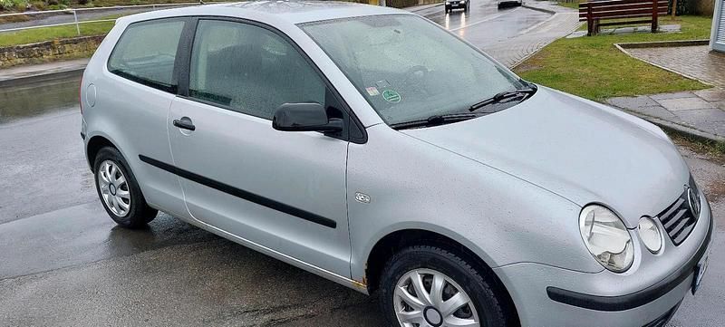 Gebraucht VW Polo 54 PS (39 kW) 2005 Silber Kleinwagen