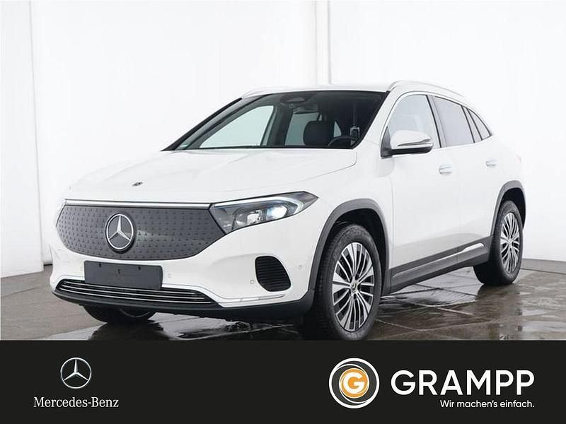 Weiß Gebraucht 2024 Mercedes EQA300 Progressive SUV | 35.900 € (Fairer Preis) - Bild 1/4