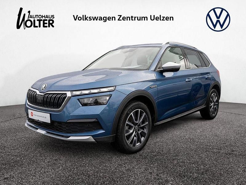 Titanblau Gebraucht 2021 Skoda Kamiq ScoutLine SUV | 23.590 € (Fairer Preis) - Bild 1/4