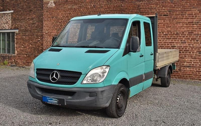 Grün Gebraucht 2006 Mercedes Sprinter Van | 6.790 € (Etwas zu teuer) - Bild 1/4