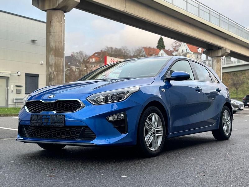 Gebraucht Kia Ceed Edition 7 99 PS (72 kW) 2019 Blau Kleinwagen