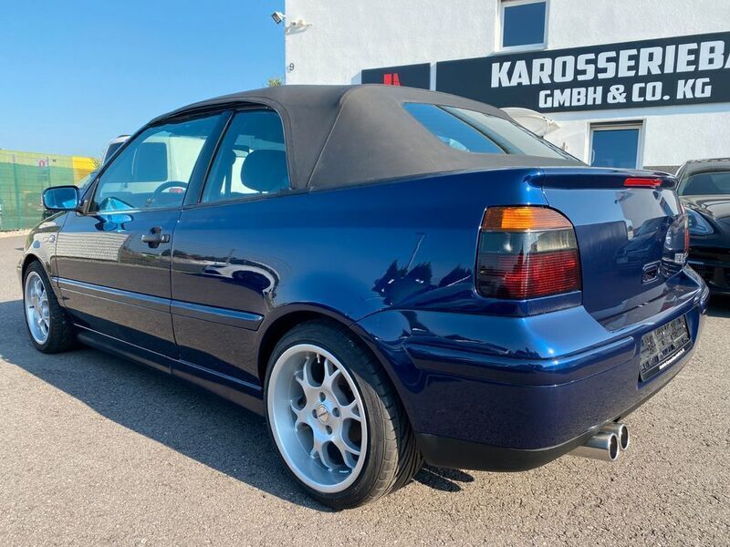 Gebraucht VW Golf Cabriolet Comfortline 116 PS (85 kW) 2001 Blau Cabrio