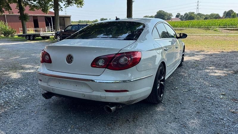 Gebraucht VW Passat 299 PS (219 kW) 2008 Weiß Coupé