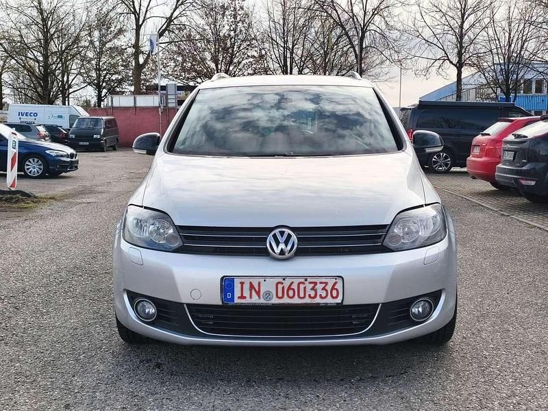 Gebraucht VW Golf VI Style 86 PS (63 kW) 2011 Reflexsilber metallic Kleinwagen