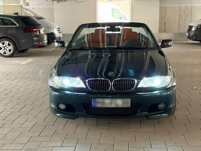 Second-hand BMW 330 Performance 231 CP (169 kW) 2003 Verde Cabrio