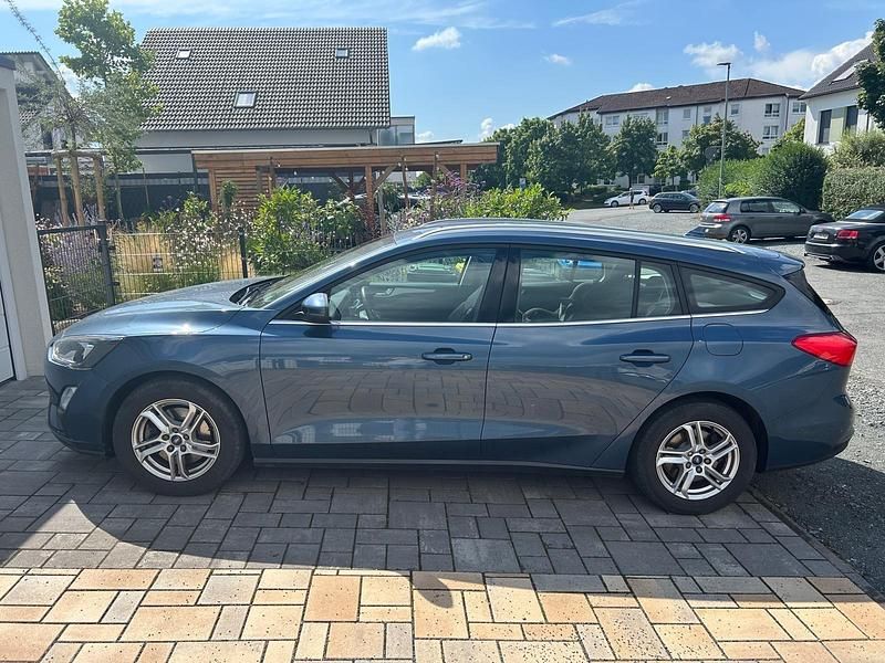 Blau Gebraucht 2020 Ford Focus Kombi | 14.500 € (Guter Preis) - Bild 1/4