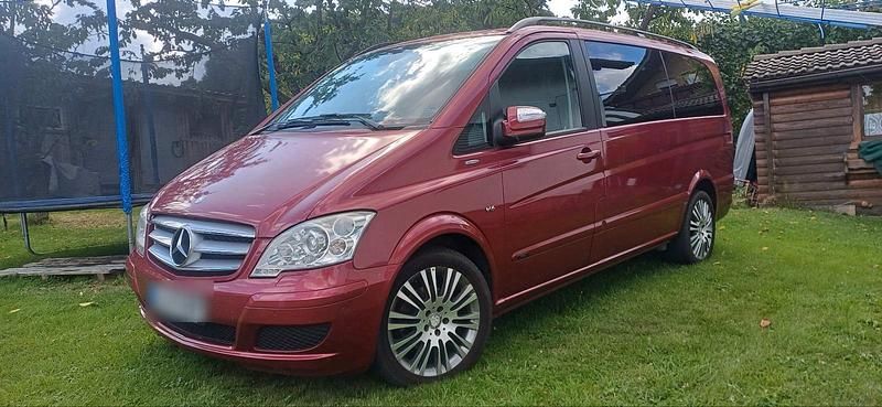Gebraucht 2011 Mercedes Viano Van / Kleinbus | 16.499 € (Guter Preis) - Bild 1/4