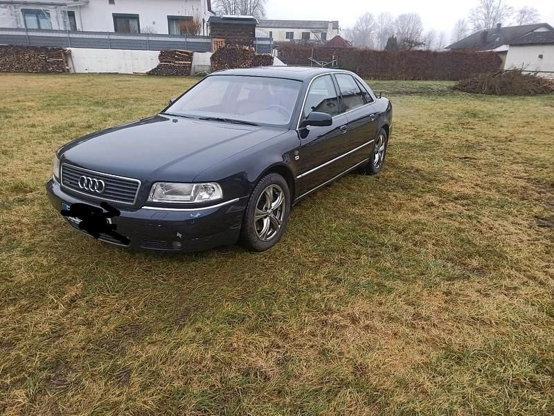 Blau Gebraucht 1999 Audi A8 Limousine | 6.100 € (Guter Preis) - Bild 1/4
