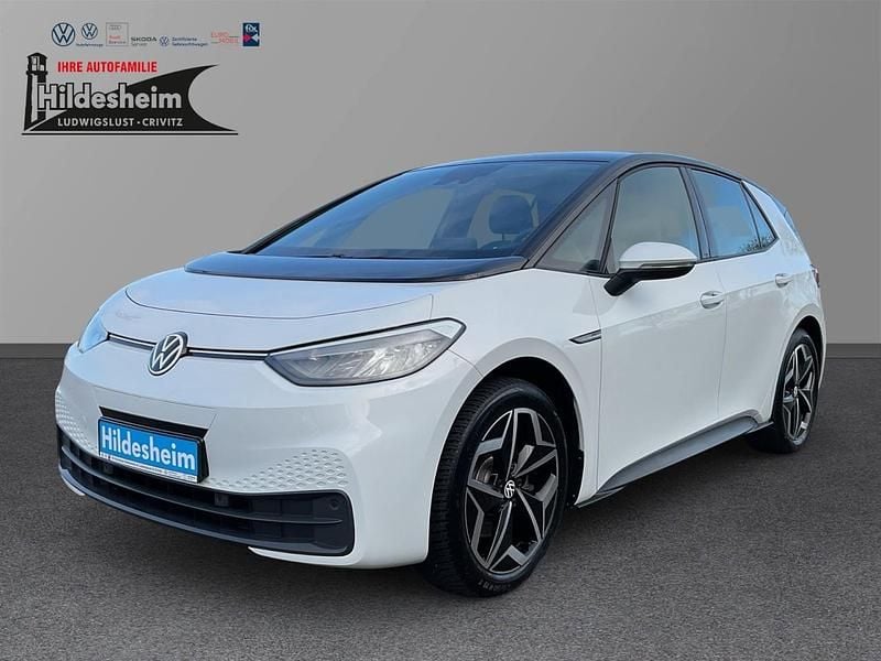 Weiß Gebraucht 2022 VW ID.3 Pro Kleinwagen | 20.930 € (Guter Preis) - Bild 1/4