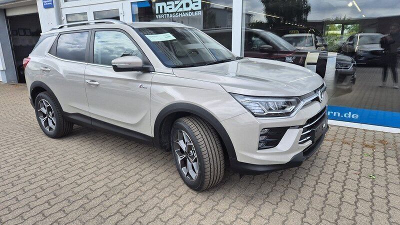 Beige Neu 2025 Ssangyong (KGM) Korando SUV | 28.990 € - Bild 1/4